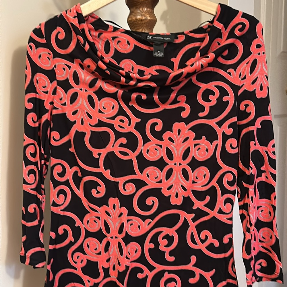 INC Swirl Pattern Top - Picture 2 of 8